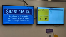 Los carteles en la Sala de Espera del Hospital Garrahan responsabilizan al IOMA por los bonaerenses que hacen uso de su sistema de salud Los carteles en la Sala de Espera del Hospital Garrahan responsabilizan al IOMA por los bonaerenses que hacen uso de su sistema de salud