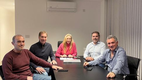 La mesa que negocio la lista de La Libertad Avanza La mesa que negocio la lista de La Libertad Avanza