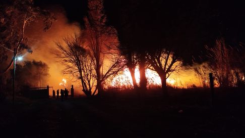 Una pequeña mendocina murió en un incendio. Una pequeña mendocina murió en un incendio.