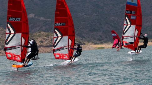 El windsurf mendocino se prepara para un gran evento. El windsurf mendocino se prepara para un gran evento.