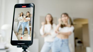 Debate latente: ¿se puede vivir de ser influencer en Mendoza?