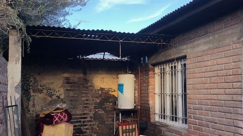 Una vecina de San Rafael sufrió una pérdida de agua que afectó su termotanque. Una vecina de San Rafael sufrió una pérdida de agua que afectó su termotanque.