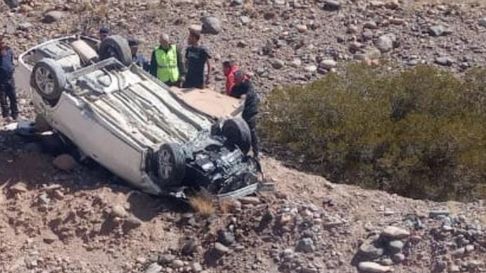 Accidente en Ruta 7: un vehículo menor volcó en la zona de Picheuta, entre Uspallata y Polvaredas. Policía de Mendoza pide transitar con precaución. Accidente en Ruta 7: un vehículo menor volcó en la zona de Picheuta, entre Uspallata y Polvaredas. Policía de Mendoza pide transitar con precaución.