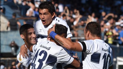 El Pulga Rodríguez brilló en Gimnasia, marcó 9 goles en un semestre El Pulga Rodríguez brilló en Gimnasia, marcó 9 goles en un semestre