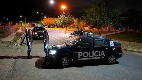 Efectivos de la Policía trabajaron en este hecho de sangre. Efectivos de la Policía trabajaron en este hecho de sangre.