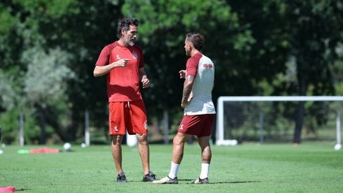Ezequiel Piovi respaldó a Santiago Ascacíbar tras su salida de Estudiantes Ezequiel Piovi respaldó a Santiago Ascacíbar tras su salida de Estudiantes
