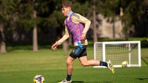 Mikel Amondarain en Ezeiza entrenando para la Selección Argentina Sub-20 Mikel Amondarain en Ezeiza entrenando para la Selección Argentina Sub-20