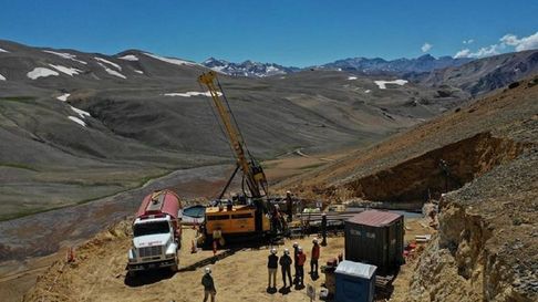 El plan minero de Cornejo se prueba en las bolsas del mundo. El plan minero de Cornejo se prueba en las bolsas del mundo.