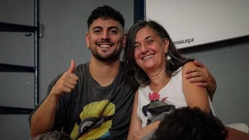 Martín Pérez Disalvo Coscu, presente en el Poli alentando a Gimnasia Martín Pérez Disalvo Coscu, presente en el Poli alentando a Gimnasia