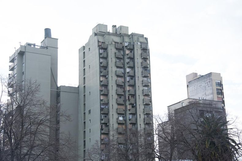 Clima frío y nublado en el sábado de La Plata