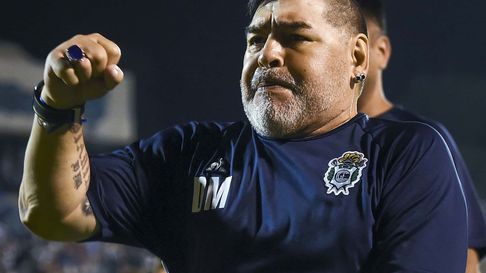 Diego Maradona en su etapa como entrenador de Gimnasia y Esgrima La Plata Diego Maradona en su etapa como entrenador de Gimnasia y Esgrima La Plata