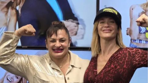 Locomotora Oliveras y Julieta Prandi a principios de julio Locomotora Oliveras y Julieta Prandi a principios de julio