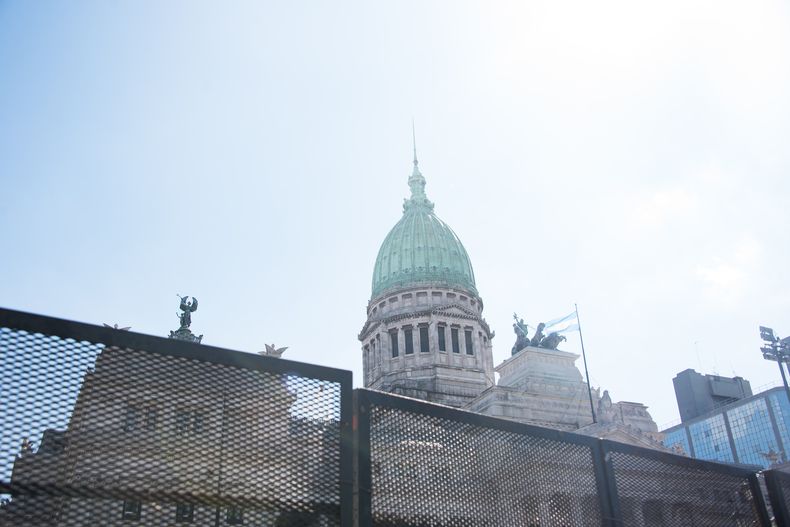 Superacción adentro y afuera de Diputados