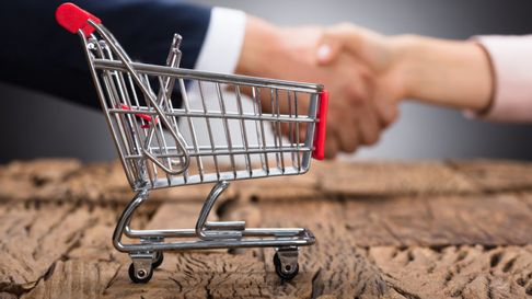 La compra convierte al consumidor en un sujeto de derecho. La compra convierte al consumidor en un sujeto de derecho.