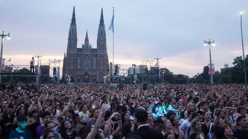 la plata ya conoce los horarios de las bandas que tocaran en plaza moreno la plata ya conoce los horarios de las bandas que tocaran en plaza moreno
