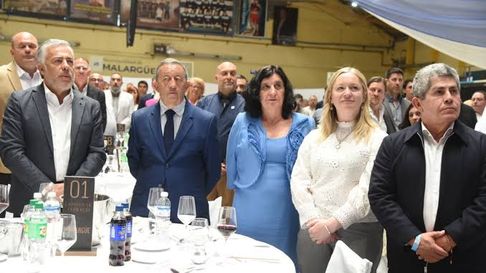 El gobernador Cornejo y el intendente Jaque participaron de aquel evento. El gobernador Cornejo y el intendente Jaque participaron de aquel evento.