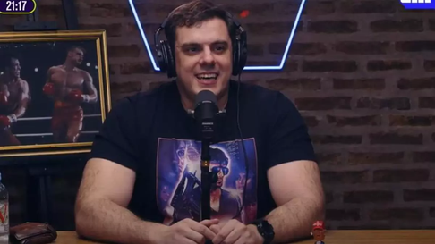 El Gordo Dan agita la interna libertaria con los hermanos Menem. El Gordo Dan agita la interna libertaria con los hermanos Menem.