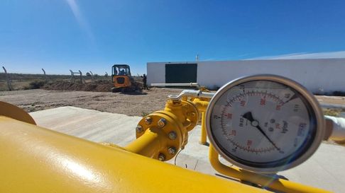 gasoducto: importante operativo en calles de la ciudad de san rafael para la ultima etapa de la obra gasoducto: importante operativo en calles de la ciudad de san rafael para la ultima etapa de la obra