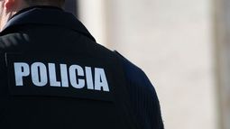 Una policía fue hallada sin vida y con un disparó en la cabeza. Una policía fue hallada sin vida y con un disparó en la cabeza.