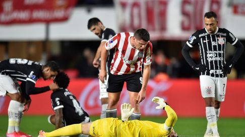 Estudiantes lleva dos clasificaciones y dos eliminaciones ante brasileños Estudiantes lleva dos clasificaciones y dos eliminaciones ante brasileños