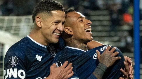 Independiente Rivadavia se florea en la Copa Libertadores. Independiente Rivadavia se florea en la Copa Libertadores.