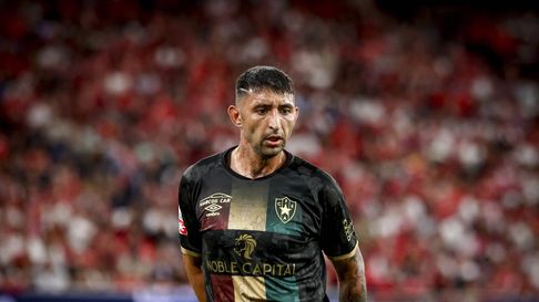 El ex Gimnasia, Alan Ruíz está cerca de ser refuerzo de Newells El ex Gimnasia, Alan Ruíz está cerca de ser refuerzo de Newells