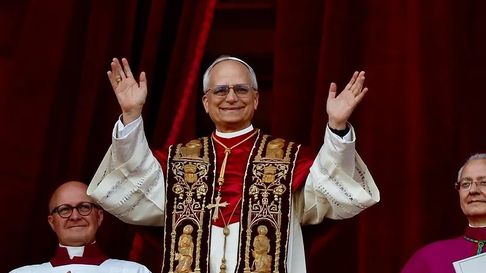 León XIV dio sus primeras palabras en Roma. León XIV dio sus primeras palabras en Roma.