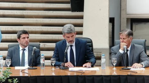 Ulpiano Suarez abrió las sesiones del Concejo con críticas Milei. Ulpiano Suarez abrió las sesiones del Concejo con críticas Milei.