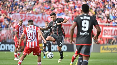 Unión buscará dar el golpe ante River en Mendoza. Unión buscará dar el golpe ante River en Mendoza.