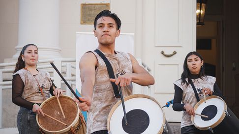 mateada patriotica en el parque benegas: clase de folklore, musica en vivo y mas mateada patriotica en el parque benegas: clase de folklore, musica en vivo y mas