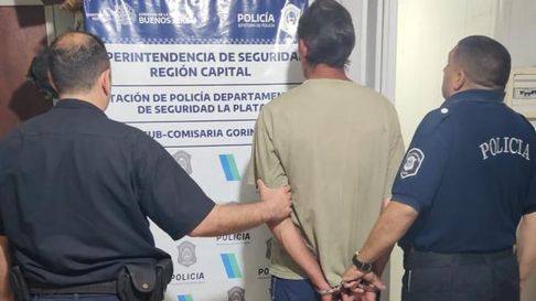 le robo a su ex y la golpeo en plena calle en gorina le robo a su ex y la golpeo en plena calle en gorina