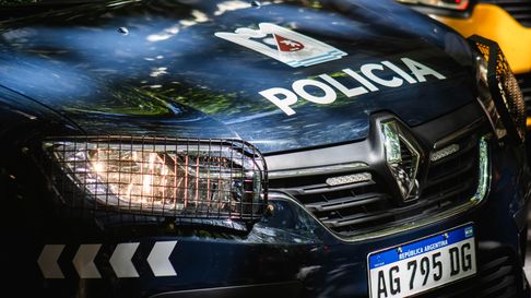 el gobierno de mendoza desafecto a un policia imputado por violencia de genero el gobierno de mendoza desafecto a un policia imputado por violencia de genero