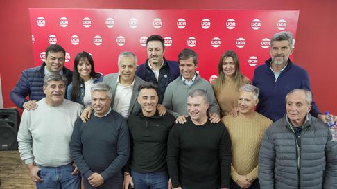 Elecciones Mendoza 2025: La Libertad Avanza y Cambia Mendoza oficializaron ante la Justicia Electoral sus listas completas de candidatos. Elecciones Mendoza 2025: La Libertad Avanza y Cambia Mendoza oficializaron ante la Justicia Electoral sus listas completas de candidatos.