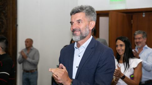 Capital tendrá debate obligatorio de candidatos a concejales, y también de intendentes para el 2027. Capital tendrá debate obligatorio de candidatos a concejales, y también de intendentes para el 2027.