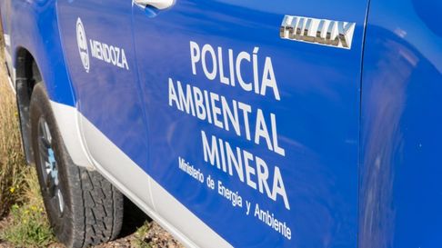 Fuerte operativo desplegó el gobierno en Campo Cacheuta por la minería de las canteras. Fuerte operativo desplegó el gobierno en Campo Cacheuta por la minería de las canteras.