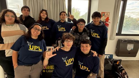 Referente libertario respaldó a militantes de LLA tras los incidentes en la UNLP Referente libertario respaldó a militantes de LLA tras los incidentes en la UNLP