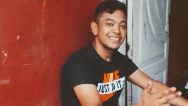 el joven que murio a la vera de la autopista era parte de la banda de los tira goma