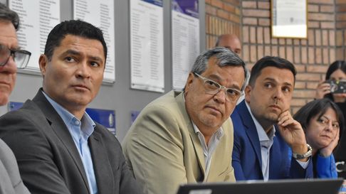 Néstor Parés, presidente del Tribunal de Cuentas, presentó el presupuesto para el órgano de control. Néstor Parés, presidente del Tribunal de Cuentas, presentó el presupuesto para el órgano de control.