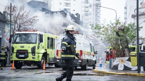 develaron donde comenzo el incendio del deposito en la plata develaron donde comenzo el incendio del deposito en la plata