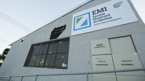 Maipú inauguró la Escuela Municipal de Idiomas. Maipú inauguró la Escuela Municipal de Idiomas.