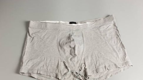 Alerta en Sicardi por un hombre que se mete a las casas en calzoncillos Alerta en Sicardi por un hombre que se mete a las casas en calzoncillos