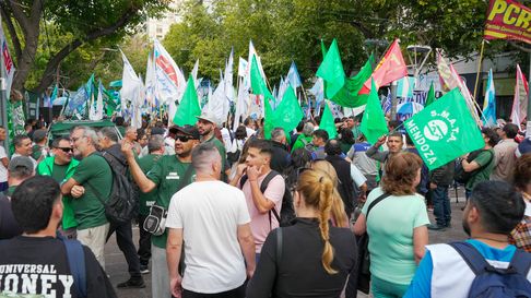 La CGT cree que no se puede limitar el derecho a huelga. La CGT cree que no se puede limitar el derecho a huelga.