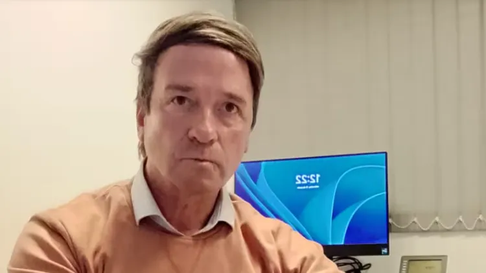 David Litvinchuk, titular del PAMI en Mendoza, se niega a entregar los remedios a los jubilados. David Litvinchuk, titular del PAMI en Mendoza, se niega a entregar los remedios a los jubilados.