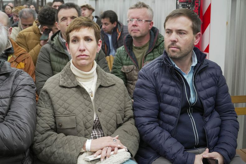 Latorre y Shantal en la audiencia del Gobierno y San Jorge. Latorre y Shantal en la audiencia del Gobierno y San Jorge.