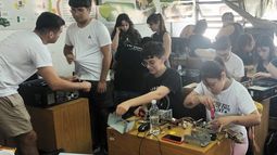 Harán un curso exprés de reparación de computadoras en la UNLP Harán un curso exprés de reparación de computadoras en la UNLP