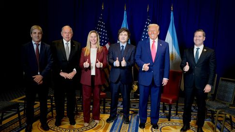 javier milei consiguio la foto con donald trump y una invitacion a la casa blanca javier milei consiguio la foto con donald trump y una invitacion a la casa blanca
