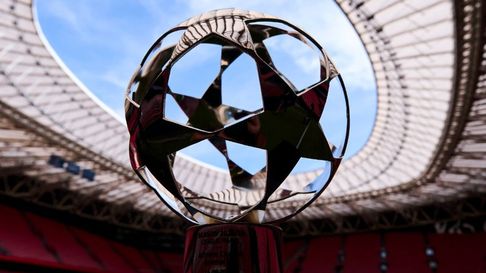 Real Madrid y Benfica volverán a verse las caras en los playoffs de la Champions. Real Madrid y Benfica volverán a verse las caras en los playoffs de la Champions.