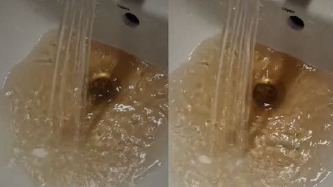 vecinos de la plata denuncian que el agua sale en condiciones deplorables vecinos de la plata denuncian que el agua sale en condiciones deplorables