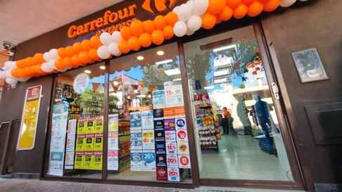 Carrefour Argentina puso en venta todas sus sucursales. Carrefour Argentina puso en venta todas sus sucursales.