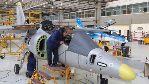 Fadea atraviesa momentos críticos y Defensa explicó por qué no se han firmado contratos que esperan en la empresa. Fadea atraviesa momentos críticos y Defensa explicó por qué no se han firmado contratos que esperan en la empresa.